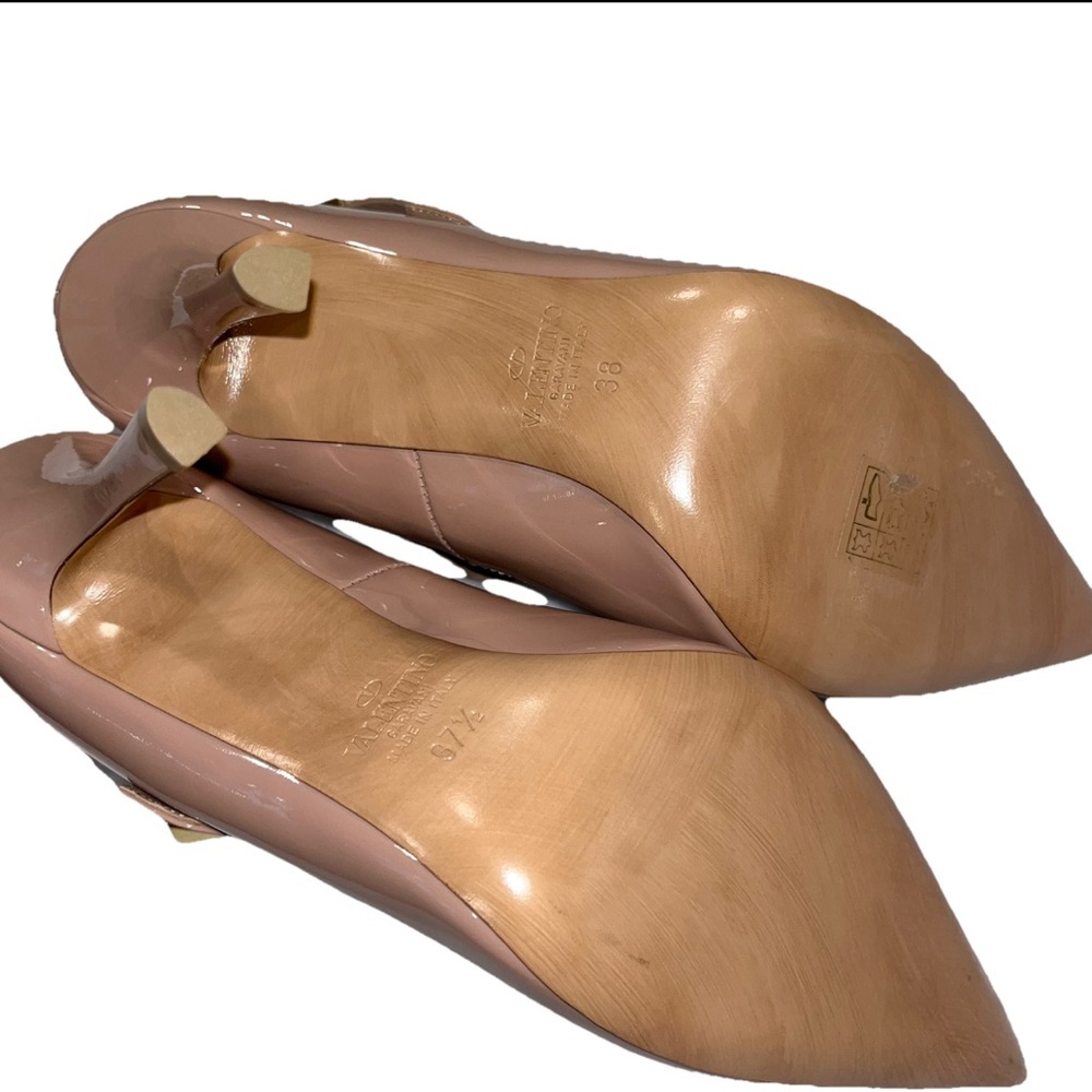Valentino Garavani Nude Rockstud Pointed Toe Pumps Heels 7.5–8 Formal Party 🟡 - Picture 10 of 13